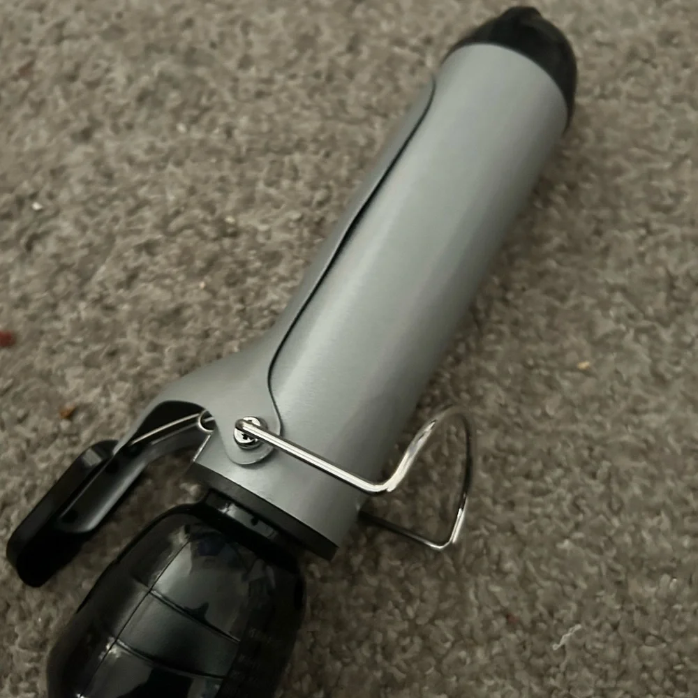 Revlon Black and Gray Hair Curler - Picture 5 of 6